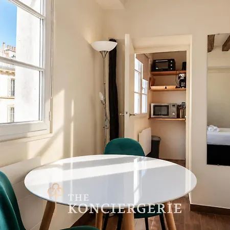 Lumineux Dans Apartment