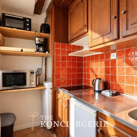 Apartment Lumineux Dans Paris